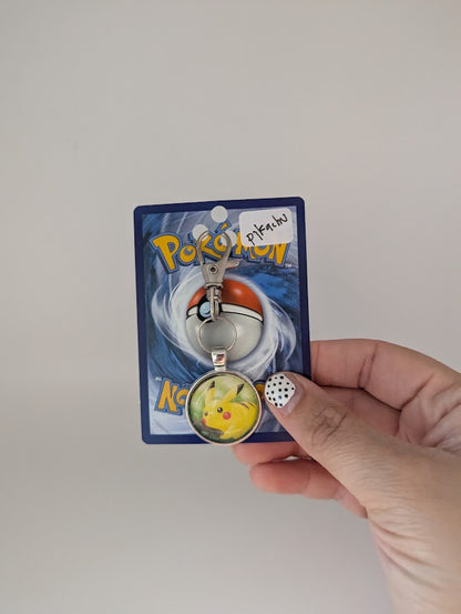 Pikachu Pokémon Card Keychain