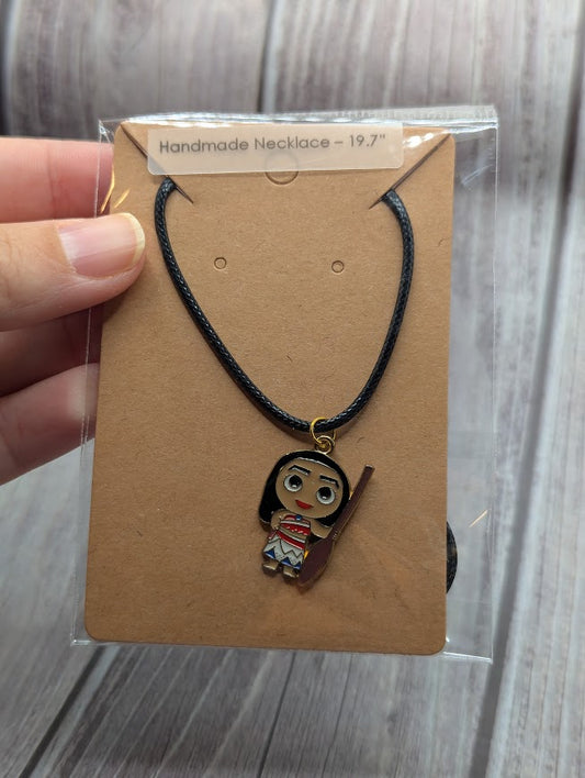 Moana, Black Necklace