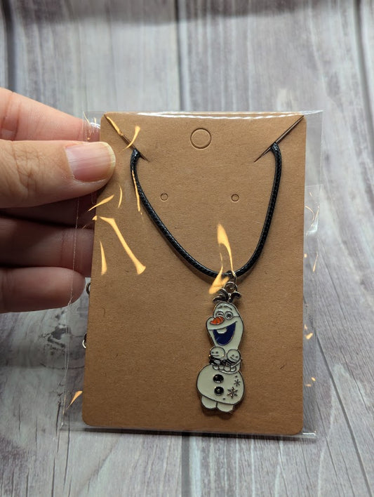 Olaf Holding Snowgies, Black Necklace