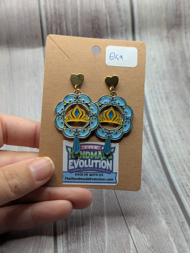 Elsa Snowflake Tiara Fan, Gold Heart Stud Earrings