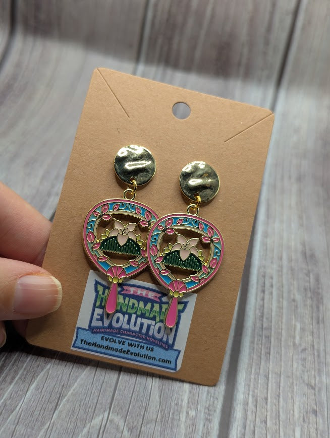 Mulan Comb Fan, Gold Circle Stud Earrings