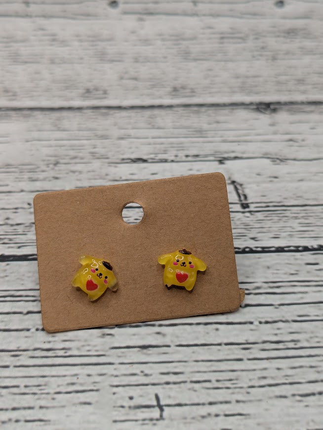 Pompompurin Standing with Heart, Mini Stud Earrings
