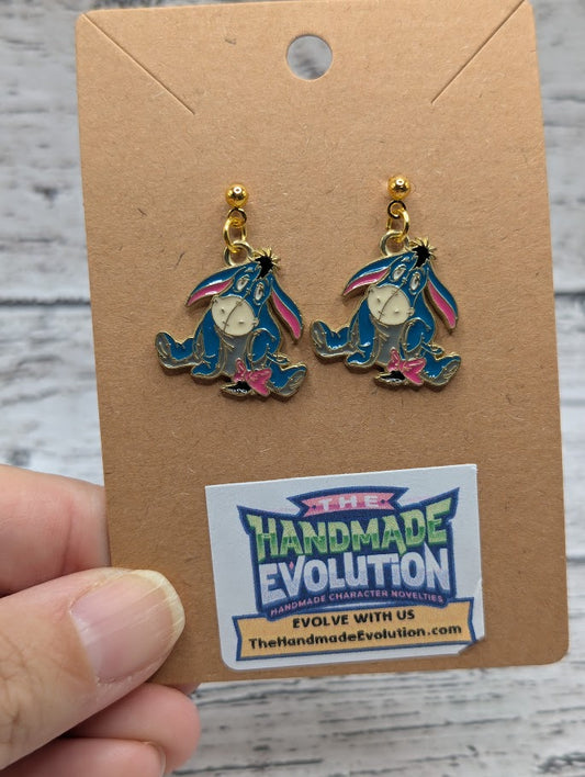 Eeyore Sitting, Gold Dot Earrings