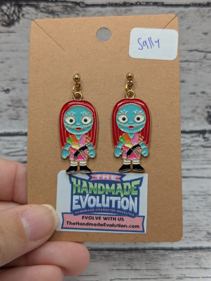 Sally, Gold Dot Earrings