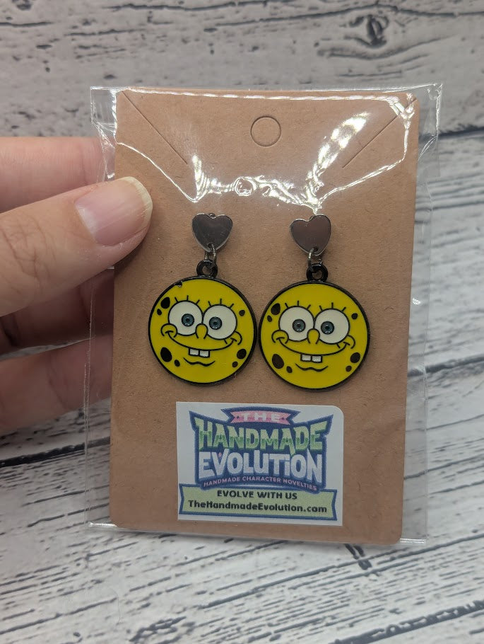 Spongebob Circles, Silver Heart Stud Earrings