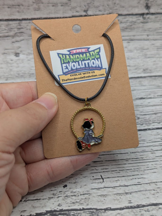 Kiki, Black Necklace