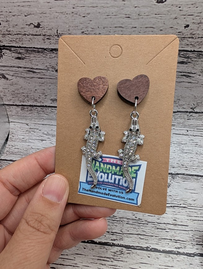 Silver Alligator Earrings: Wooden Heart