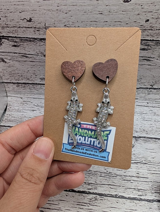 Silver Alligator Earrings: Wooden Heart